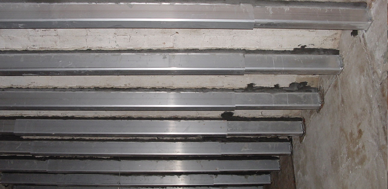 Vigas EXTEND-SYSTEM de tres tramos para solución de vigas carbonatadas